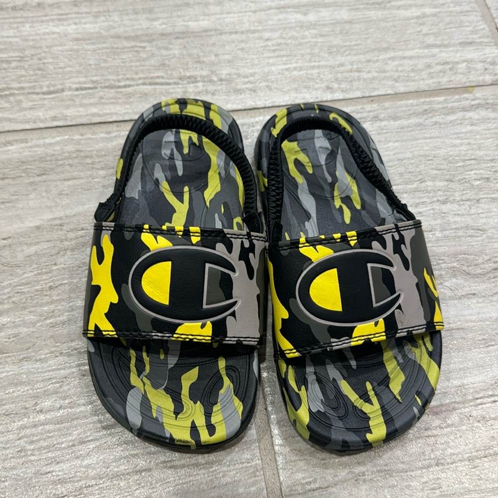 Champion little boys active sandals 9T